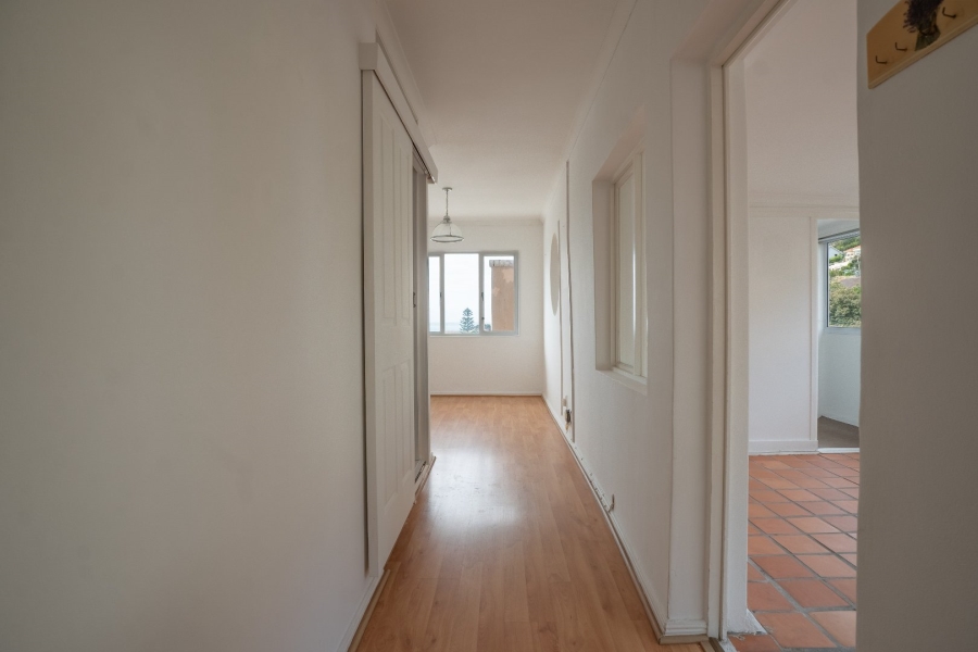 To Let 2 Bedroom Property for Rent in Fish Hoek Western Cape